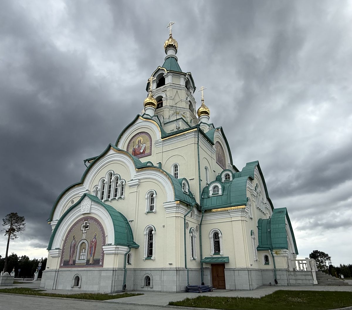 Церковь Татианы, Когалым (Когалым, город, Ханты-Мансийский автономный округ). фасады, Вид с северо-востока