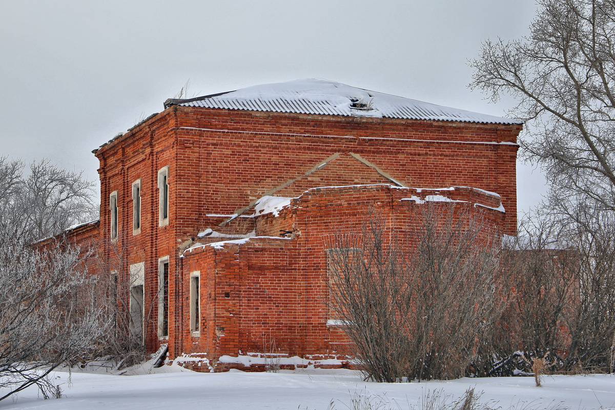 Вид с юго-востока, общий вид в ландшафте. Церковь Николая Чудотворца, Юдино (Чистоозёрный район, Новосибирская область)