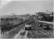 Церковь Троицы Живоначальной, Церковь справа. Фото 1941 г. с аукциона e-bay.de<br>, Ольшанка, Тульчинский район, Украина, Винницкая область