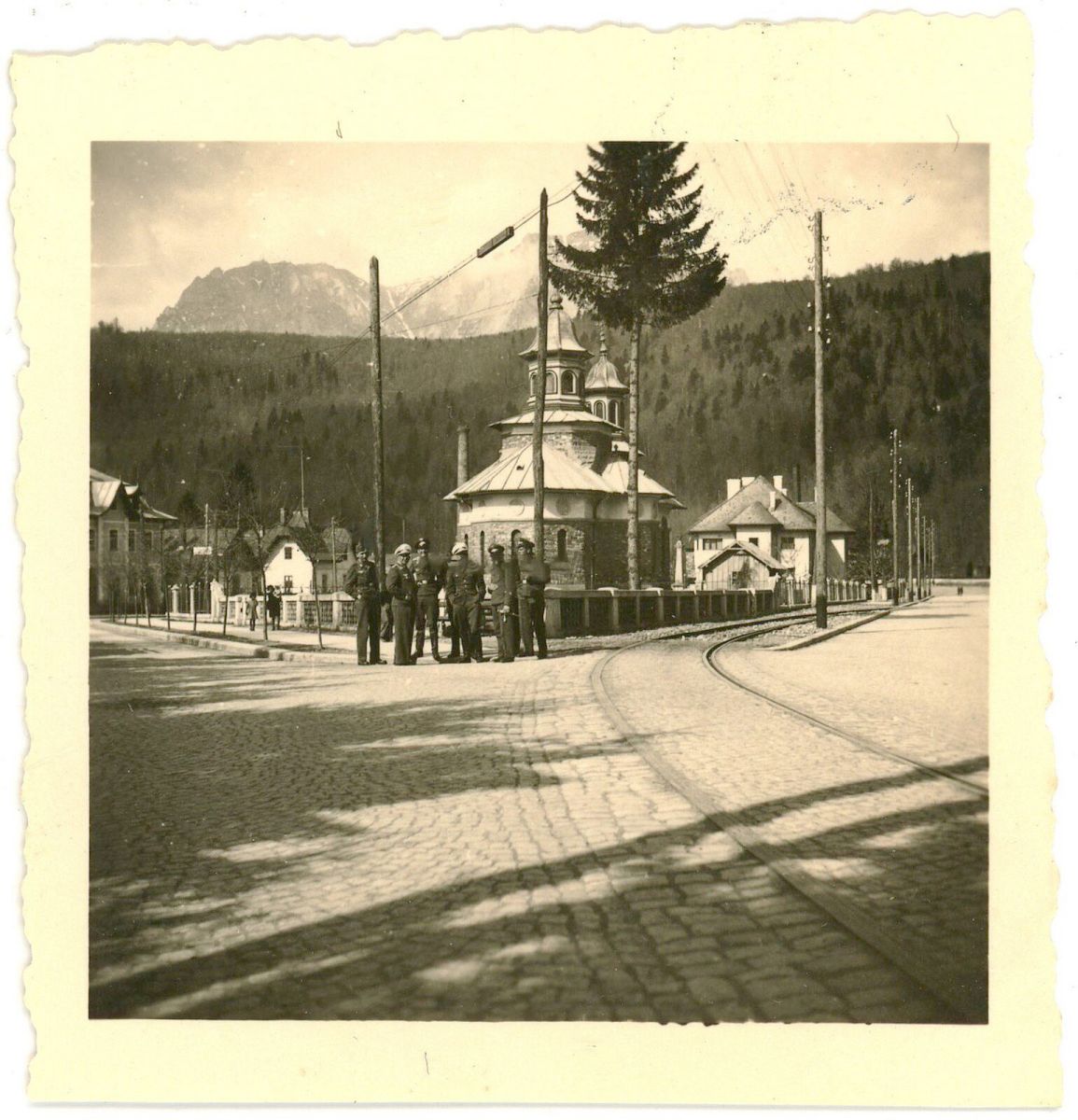 Церковь Троицы Живоначальной, Азуга (Прахова, Румыния). архивная фотография, Вид на абсиду. Фото 1941 г. с аукциона e-bay.de