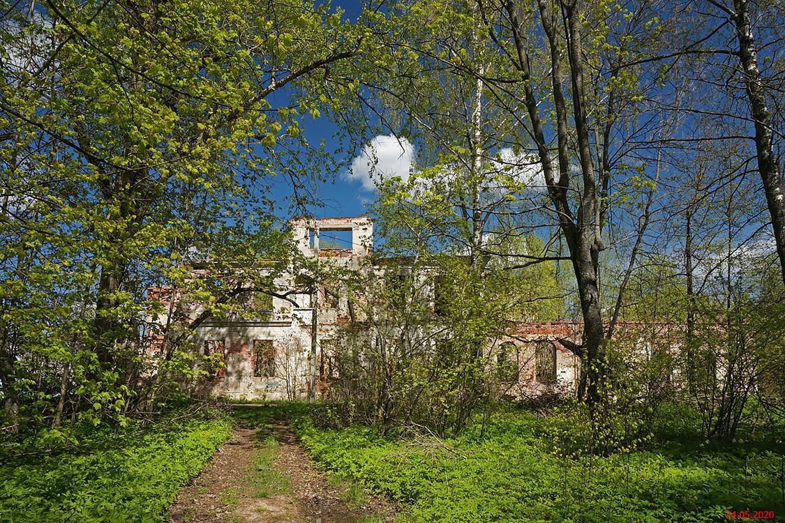 Димитрия Солунского, домовая церковь, Высокое (Бологое-Полоцкое) (Бологовский район, Тверская область). общий вид в ландшафте