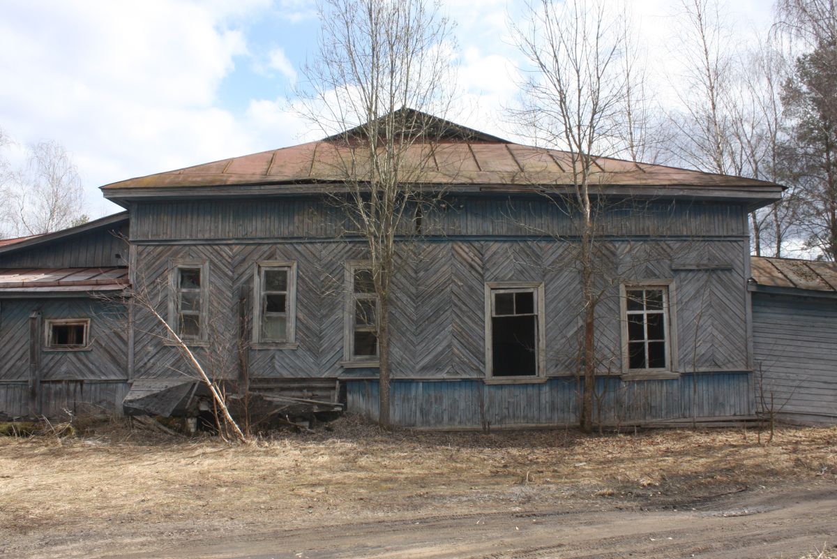 Неизвестная церковь из Рождественского погоста (Кезадра), Брусово (Удомельский городской округ, Тверская область). фасады