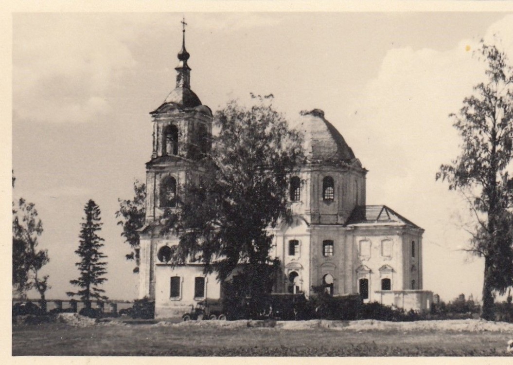 Лучеса. Церковь Казанской иконы Божией Матери. архивная фотография, Фото 1941 г. с аукциона e-bay.de