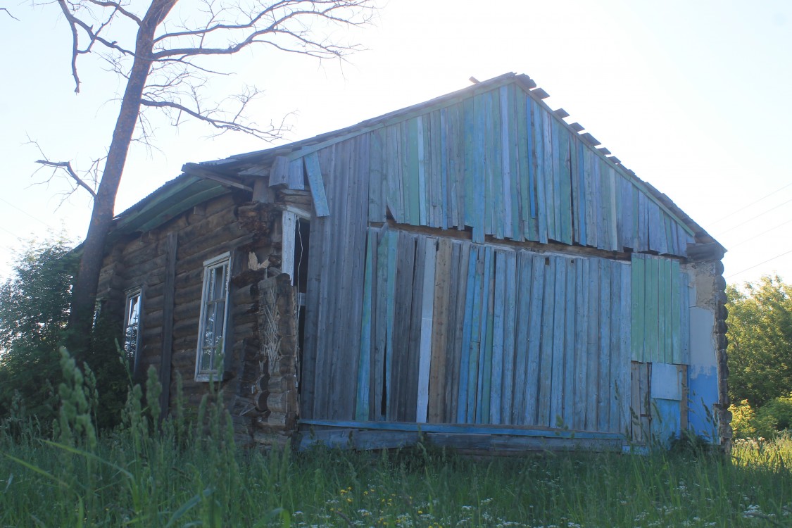 Церковь Николая Чудотворца (старая), Курья (Красногорский район, Республика Удмуртия). фасады