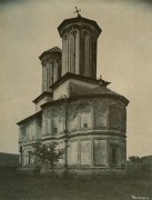 Церковь Михаила и Гавриила Архангелов, Фото 1967 г. из фондов Томисской архиепископии<br>, Брэдешти- Бэтрыни, Долж, Румыния