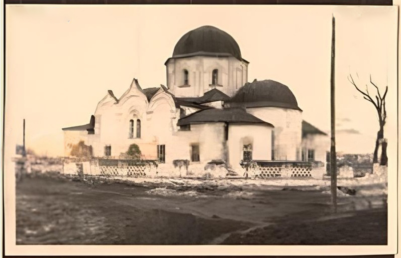 Фото 1942 г. с аукциона e-bay.de, архивная фотография. Церковь Троицы Живоначальной, Борисовка (Борисовский район, Белгородская область)