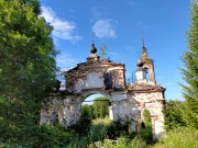 Церковь Спаса Преображения, ворота <br>, Шишкино, Судиславский район, Костромская область