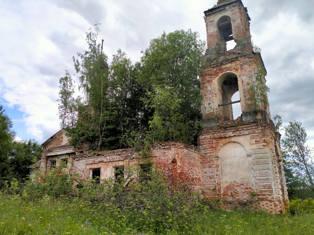 Церковь Троицы Живоначальной, Михали (Судиславский район, Костромская область). фасады