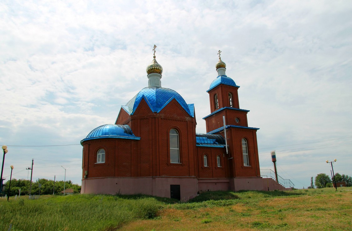 Чесменка. Церковь Михаила Архангела. фасады