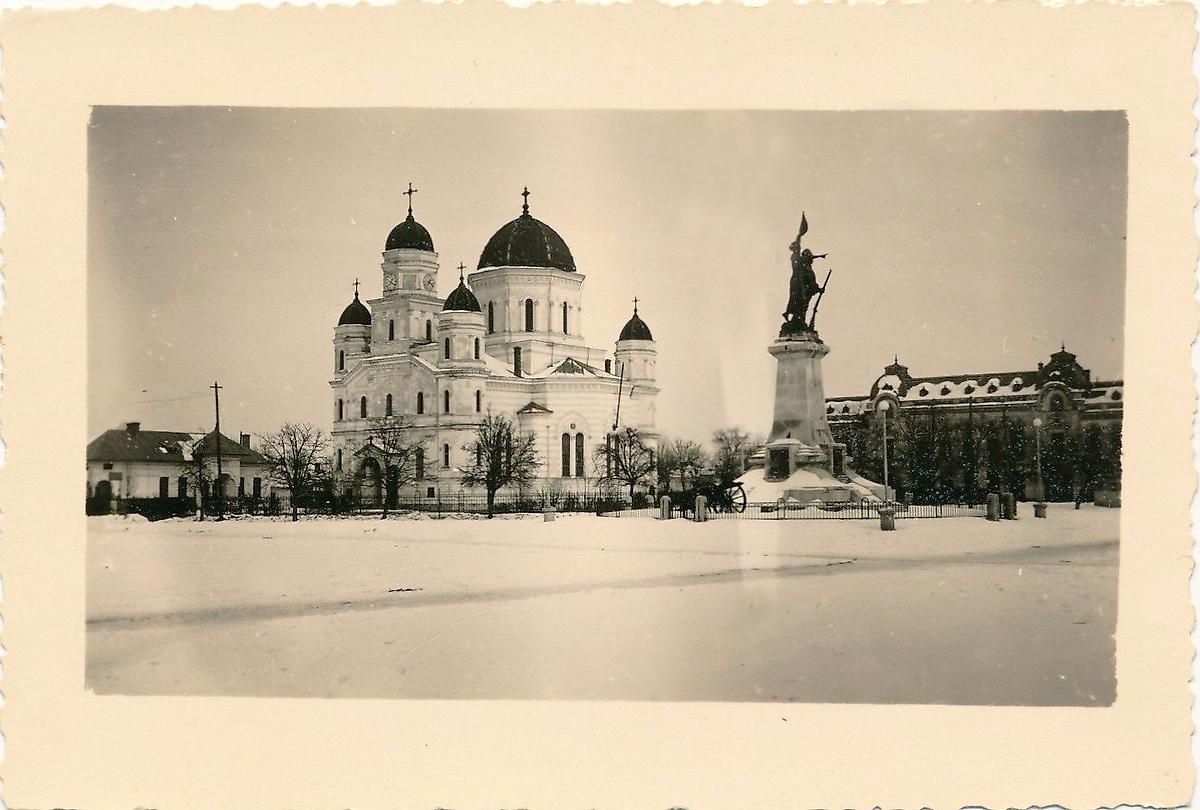 Фото 1941 г. с аукциона e-bay.de, архивная фотография. Собор Троицы Живоначальной, Корабия (Олт, Румыния)