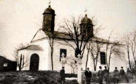 Дунэрени. Церковь Димитрия Солунского