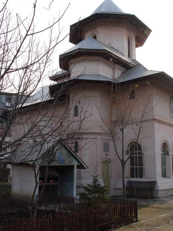 Церковь Николая Чудотворца, Плоешти (Прахова, Румыния). фасады