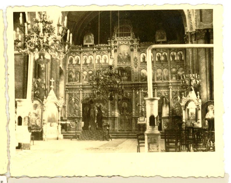 Интерьер храма. Фото 1941 г. с аукциона e-bay.de, архивная фотография. Церковь Параскевы Сербской, Плоешти (Прахова, Румыния)