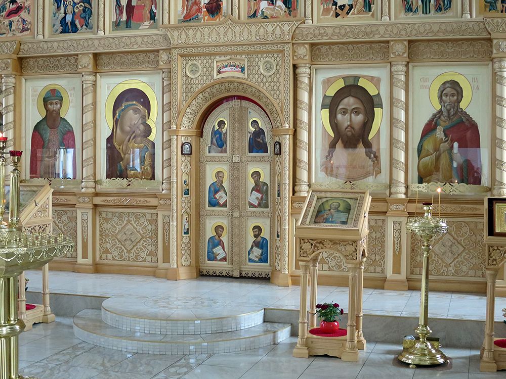 Церковь Илии Пророка в Северном Бутове (новая), Северное Бутово (Юго-Западный административный округ (ЮЗАО), г. Москва). интерьер и убранство