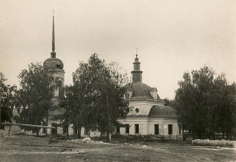 Церковь Успения Пресвятой Богородицы, Алтынное (Октябрьский район, Пермский край). архивная фотография, Фото 1968 года из фондов Пермского краеведческого музея