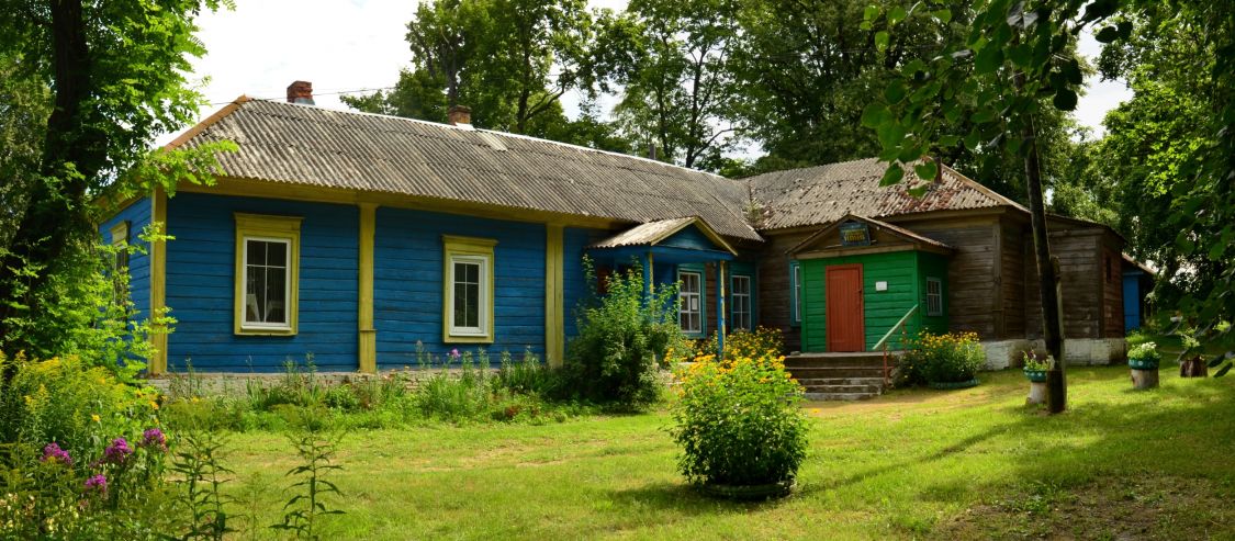 Церковь Рождества Христова, Гетманская Буда (Климовский район, Брянская область). фасады