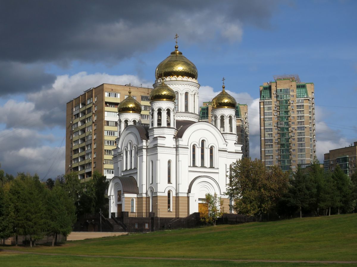 Церковь Кирилла и Мефодия в Ростокине, Ростокино (Северо-Восточный административный округ (СВАО), г. Москва). фасады
