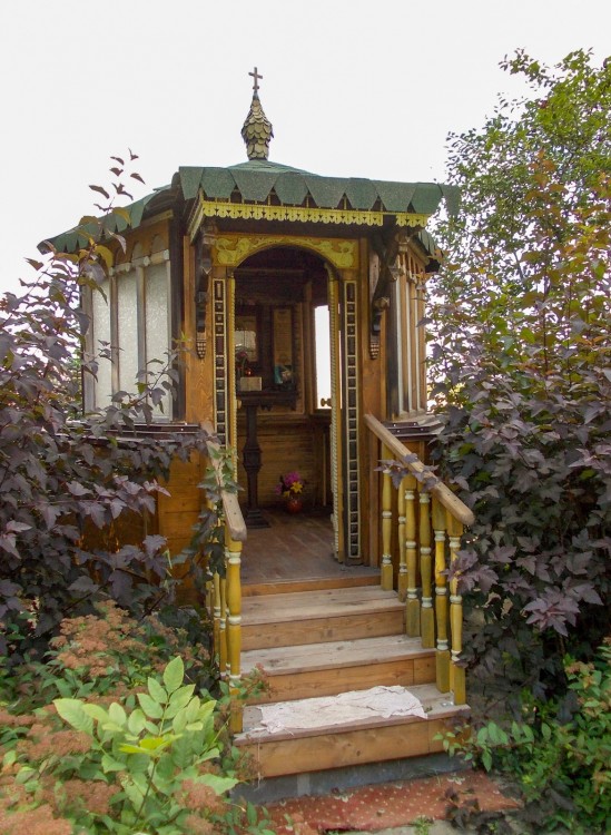 Часовня Серафима Саровского, Остров (Ленинский городской округ, Московская область). фасады