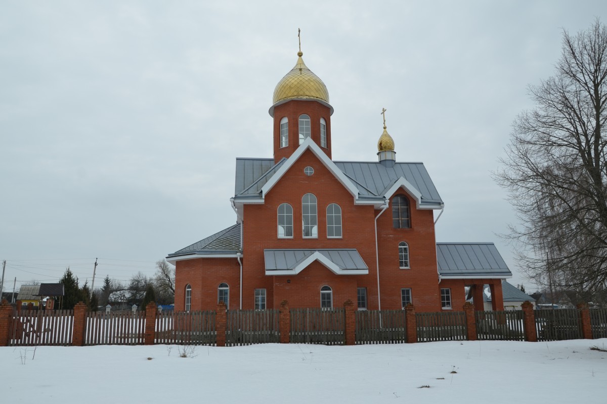 Кокоревка. Церковь Михаила Архангела (новая). фасады