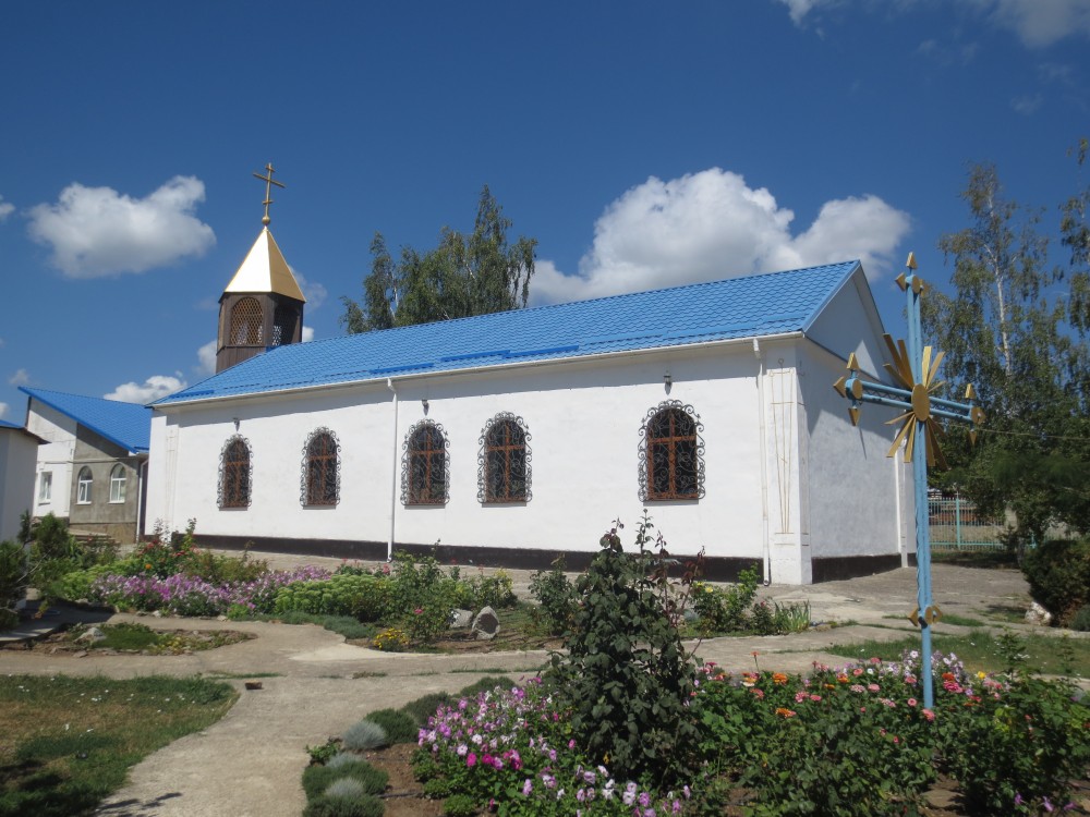 Старый Крым. Церковь Успения Пресвятой Богородицы. фасады