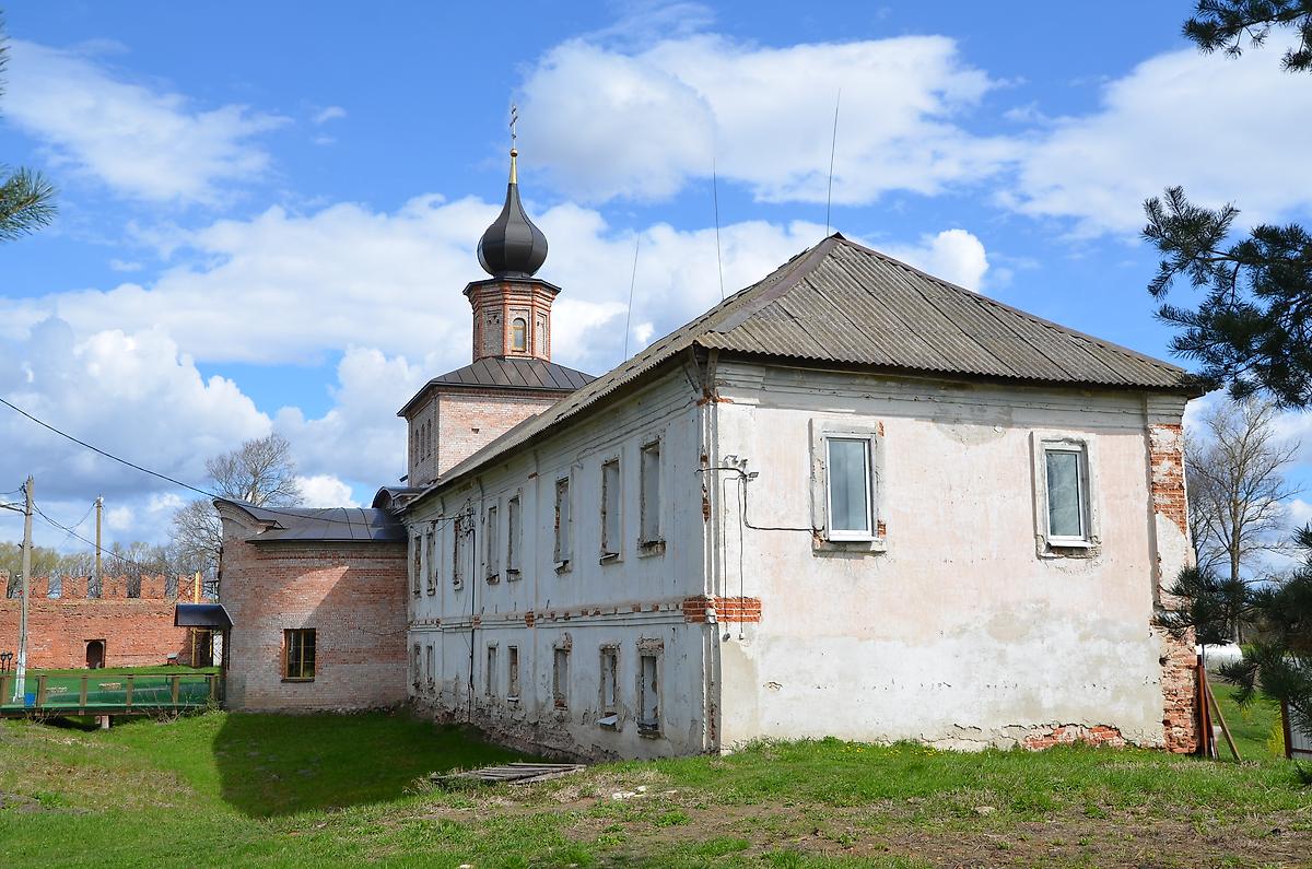 фасады. Спасо-Преображенский монастырь. Церковь Всех Святых в келейном корпусе, Севск (Севский район, Брянская область)