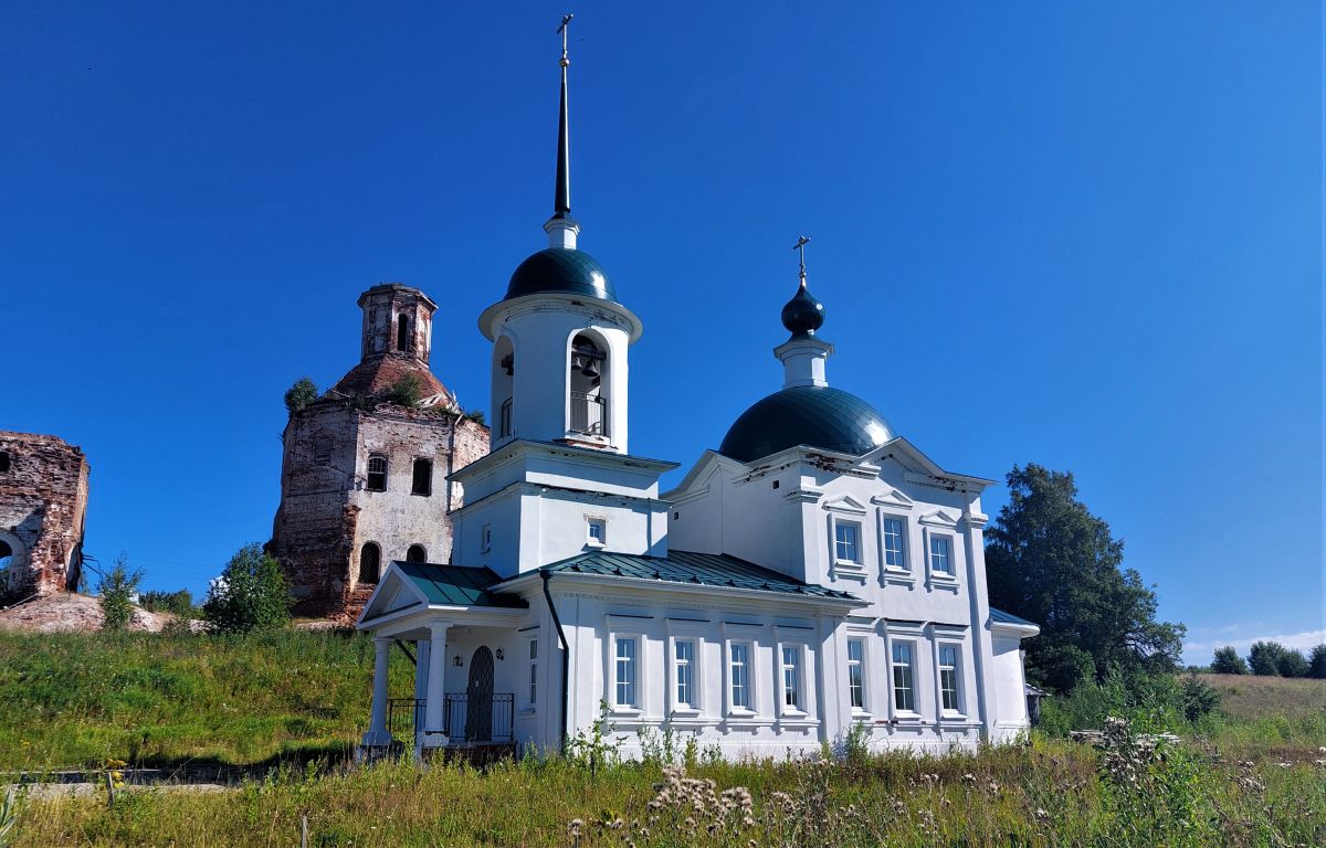 Троицкое. Церковь Георгия Победоносца. фасады