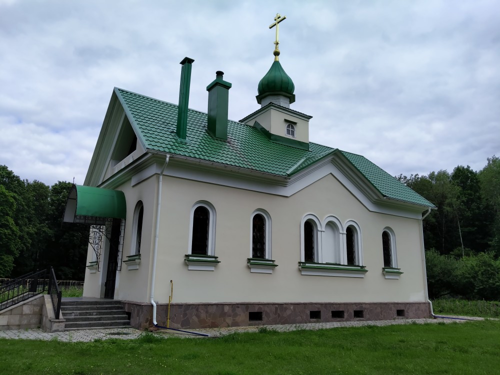Скит преподобного Ефрема Сирина. Церковь Ефрема Сирина, Льва Толстого, село (Дзержинский район, Калужская область). фасады