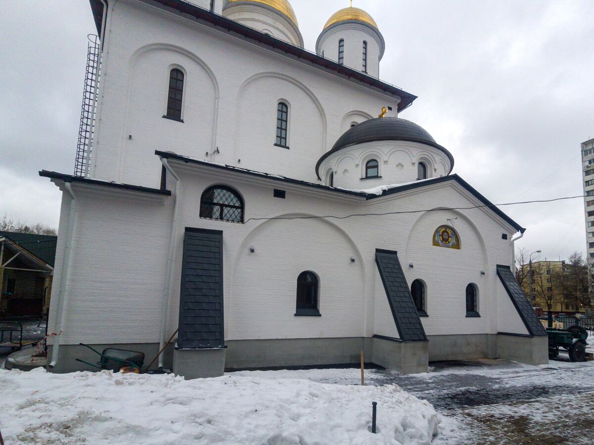 Церковь Ермогена, Патриарха Московского и всея Руси (новая), Зюзино (Юго-Западный административный округ (ЮЗАО), г. Москва). архитектурные детали
