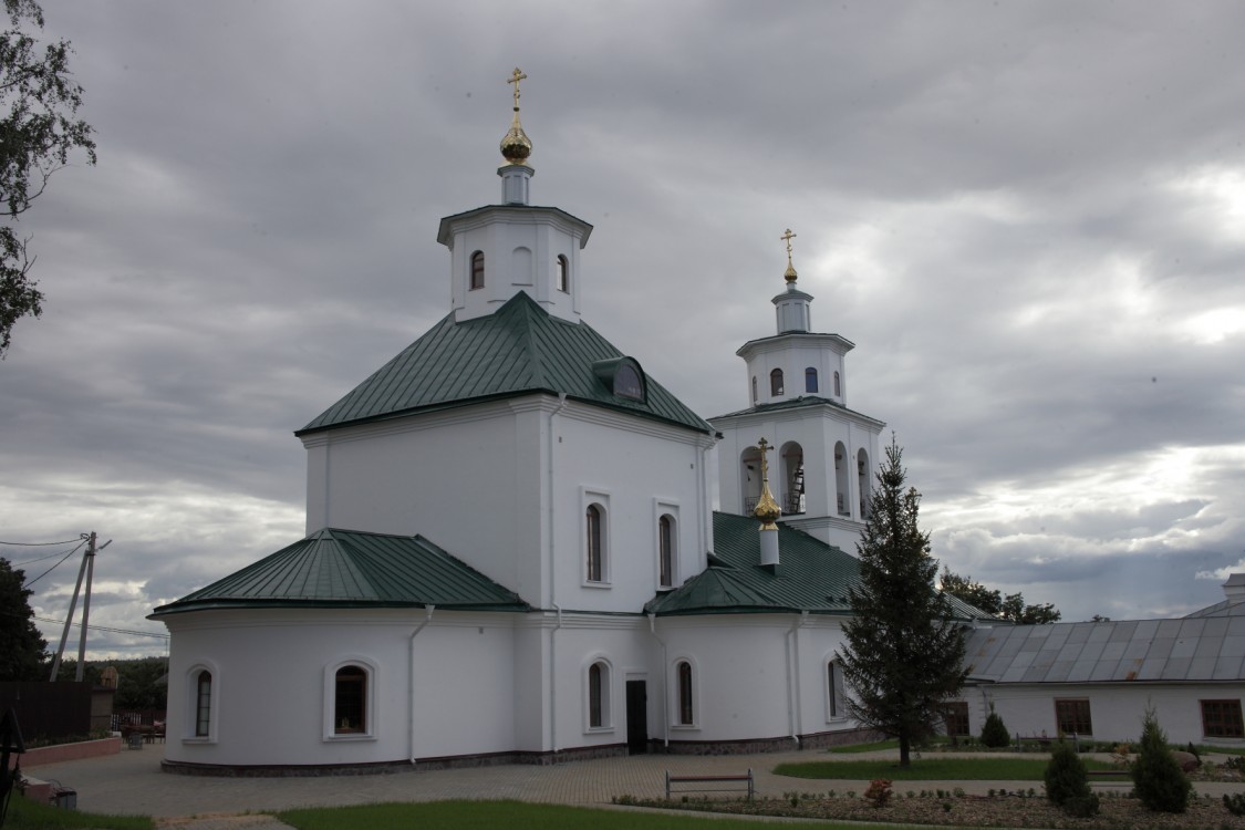 фасады. Церковь Преображения Господня (новая), Полотняный Завод (Дзержинский район, Калужская область)
