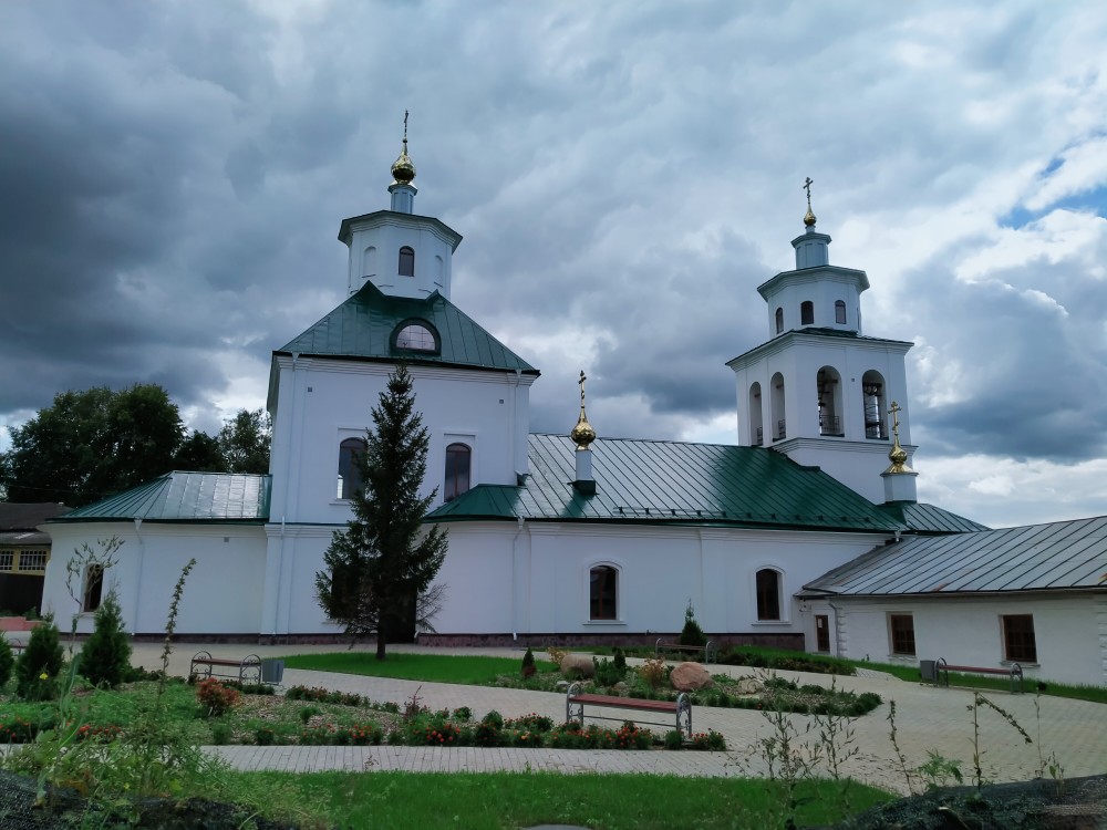 Церковь Преображения Господня (новая), Полотняный Завод (Дзержинский район, Калужская область). фасады