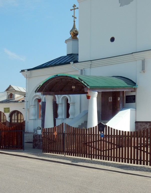 Церковь Преображения Господня (новая), Полотняный Завод (Дзержинский район, Калужская область). архитектурные детали