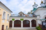 Полотняный Завод. Преображения Господня (новая), церковь