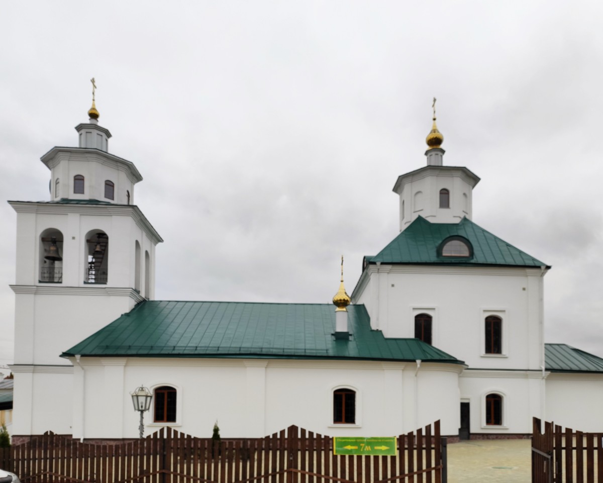Церковь Преображения Господня (новая), Полотняный Завод (Дзержинский район, Калужская область). фасады