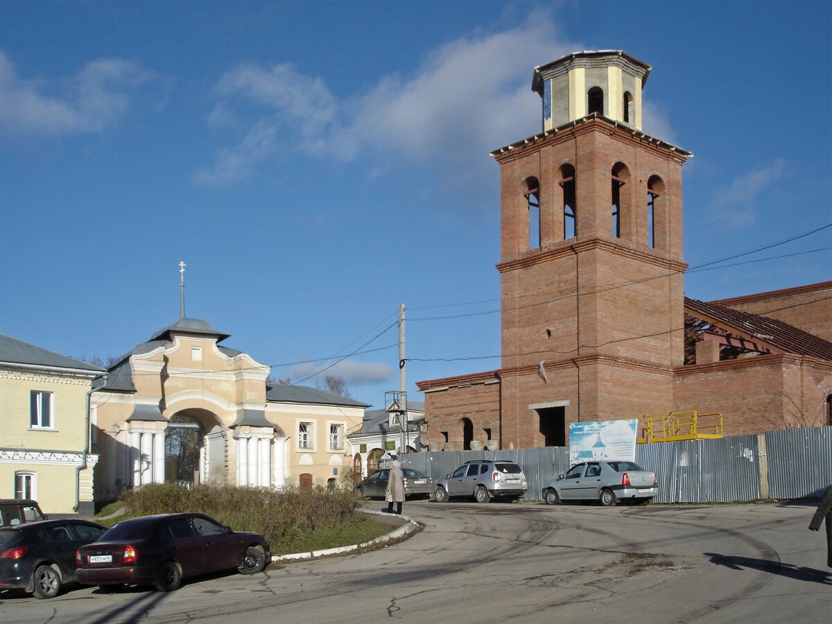 Церковь Преображения Господня (новая), Полотняный Завод (Дзержинский район, Калужская область). документальные фотографии, В процессе строительства