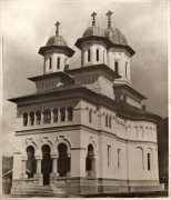 Церковь Михаила и Гавриила Архангелов, Частная коллекция. Фото 1930-х годов<br>, Трэйстени, Прахова, Румыния