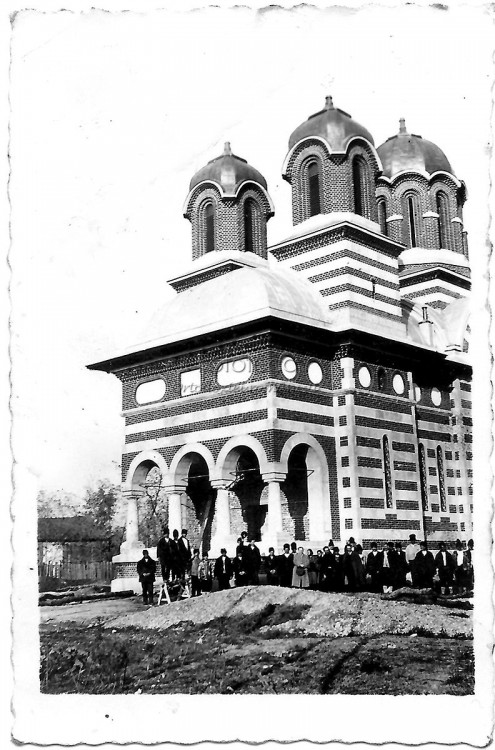 Церковь Михаила и Гавриила Архангелов, Туфени (Олт, Румыния). архивная фотография, Фото 1933 г. из фондов Томисской архиепископии