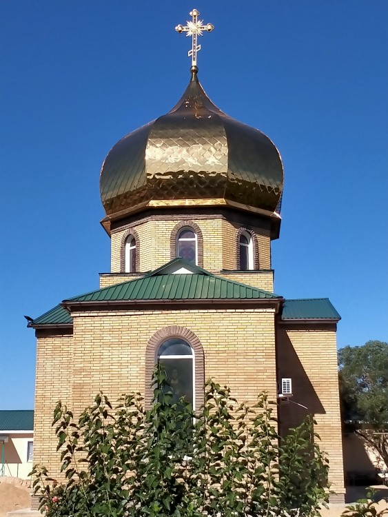 Охотниково. Церковь Феодосия Печерского. фасады