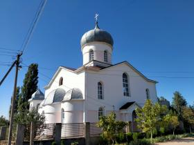 Долинка. Церковь Иннокентия, епископа Иркутского