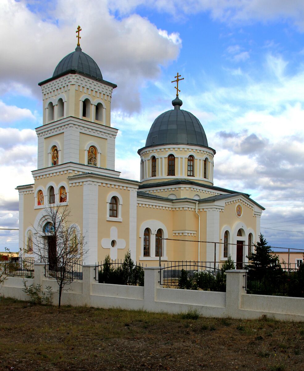 Церковь Матфея апостола, Митяево (Сакский район, Республика Крым). фасады