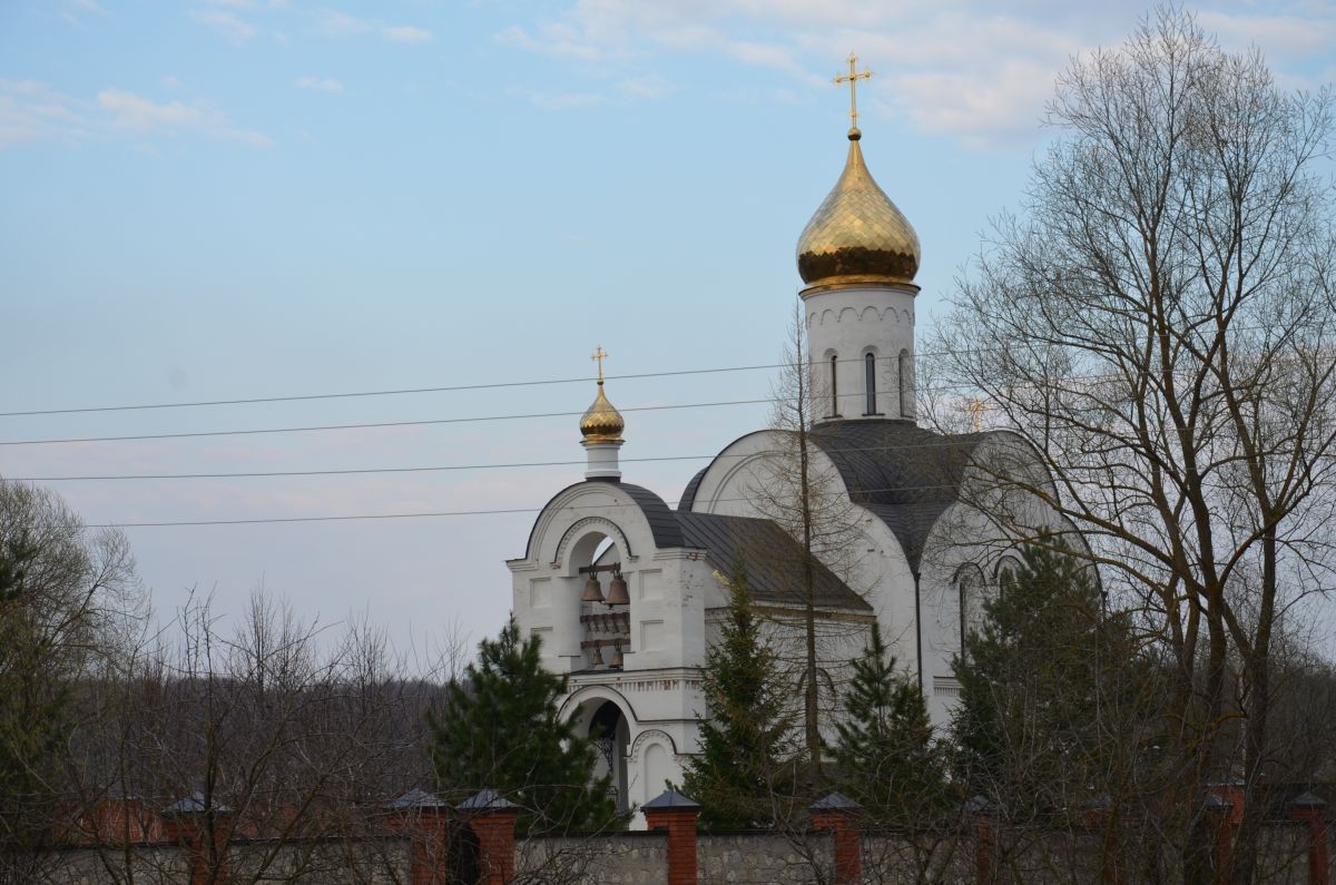 Храм жен мироносец Калугу