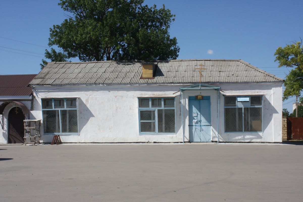 Церковь Владимирской иконы Божией Матери, Ромашкино (Сакский район, Республика Крым). фасады