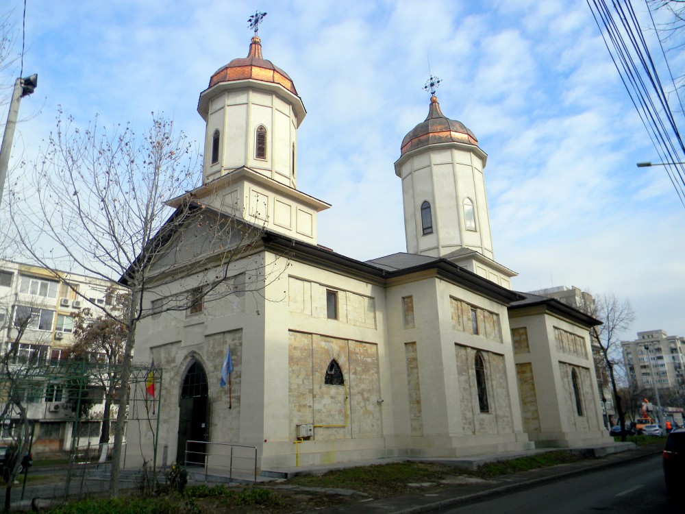 Церковь Константина и Елены и Харалампия, Брэила (Брэила, Румыния). фасады