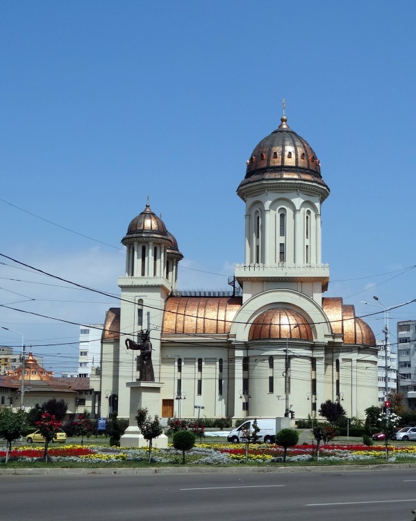 Собор Рождества Христова, Брэила (Брэила, Румыния). фасады