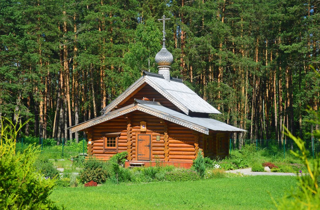 Белоозёрский. Церковь Димитрия Солунского (новая). фасады