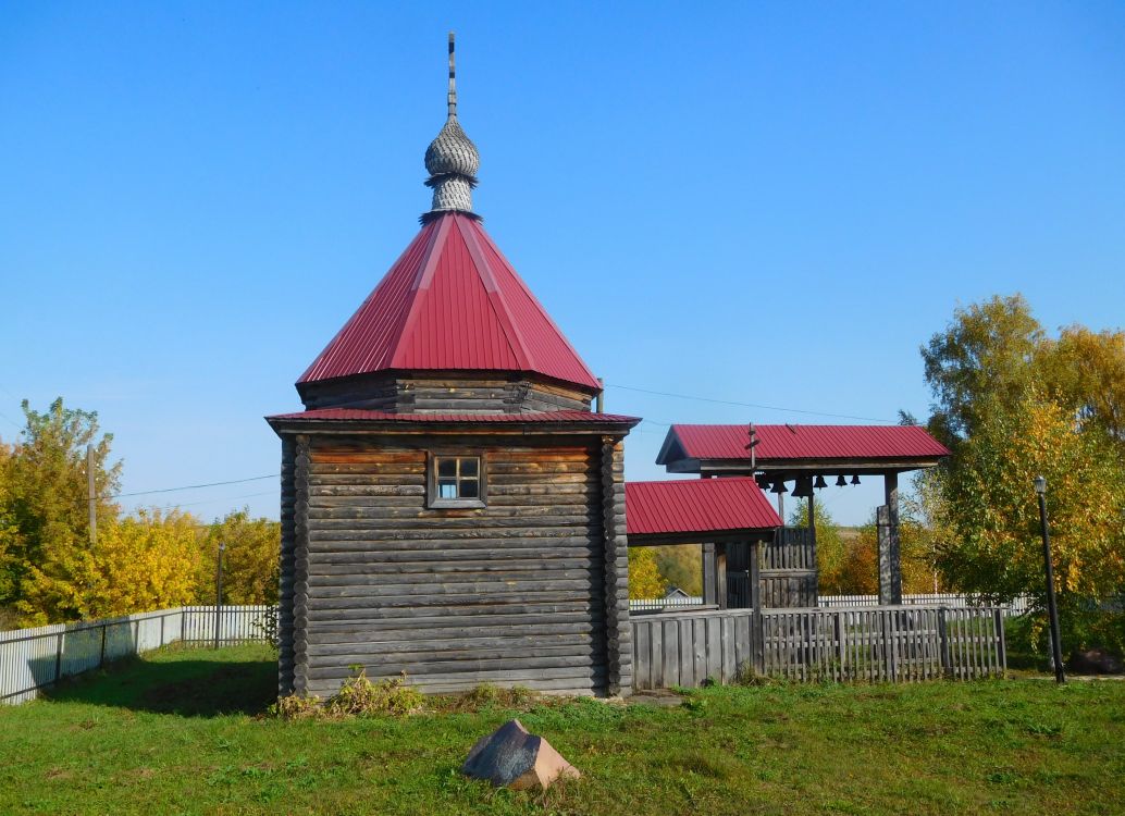 Столбищи. Часовня Троицы Живоначальной. фасады