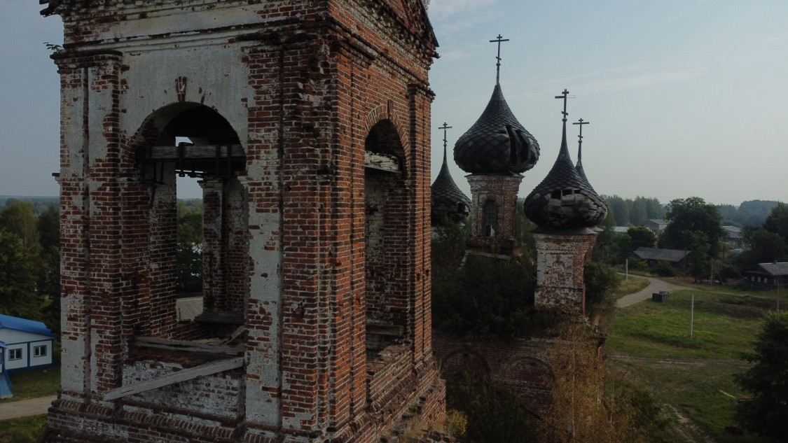 Церковь Введения во храм Пресвятой Богородицы, Буяково (Сусанинский район, Костромская область). архитектурные детали
