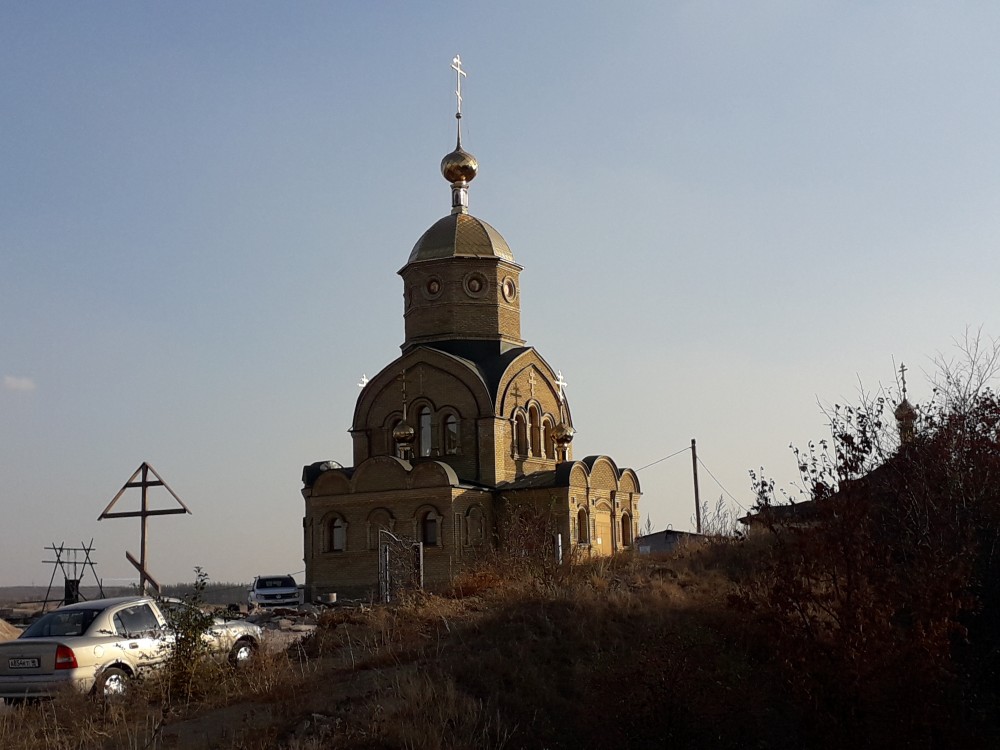 Церковь Сошествия Святого Духа, Михайловка (Перевальский район, Украина, Луганская область). фасады