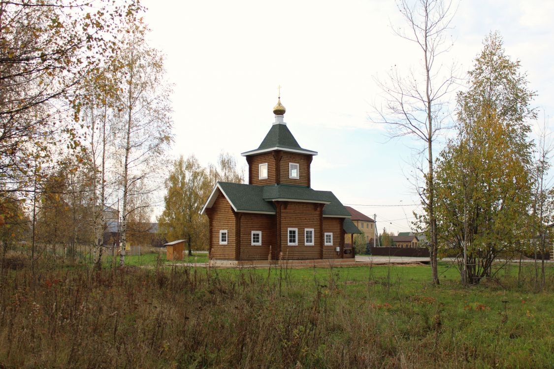 Церковь Спиридона Тримифунтского, Кузьмищи (Костромской район, Костромская область). общий вид в ландшафте