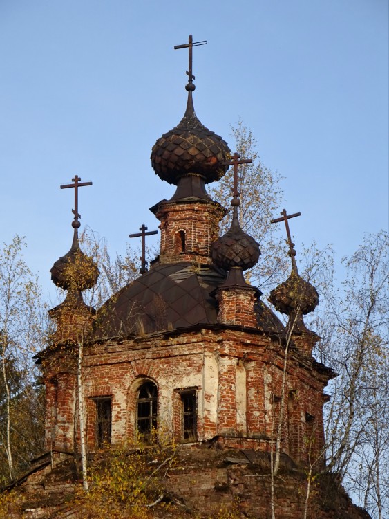 Церковь Троицы Живоначальной, Троицкое (Сусанинский район, Костромская область). архитектурные детали
