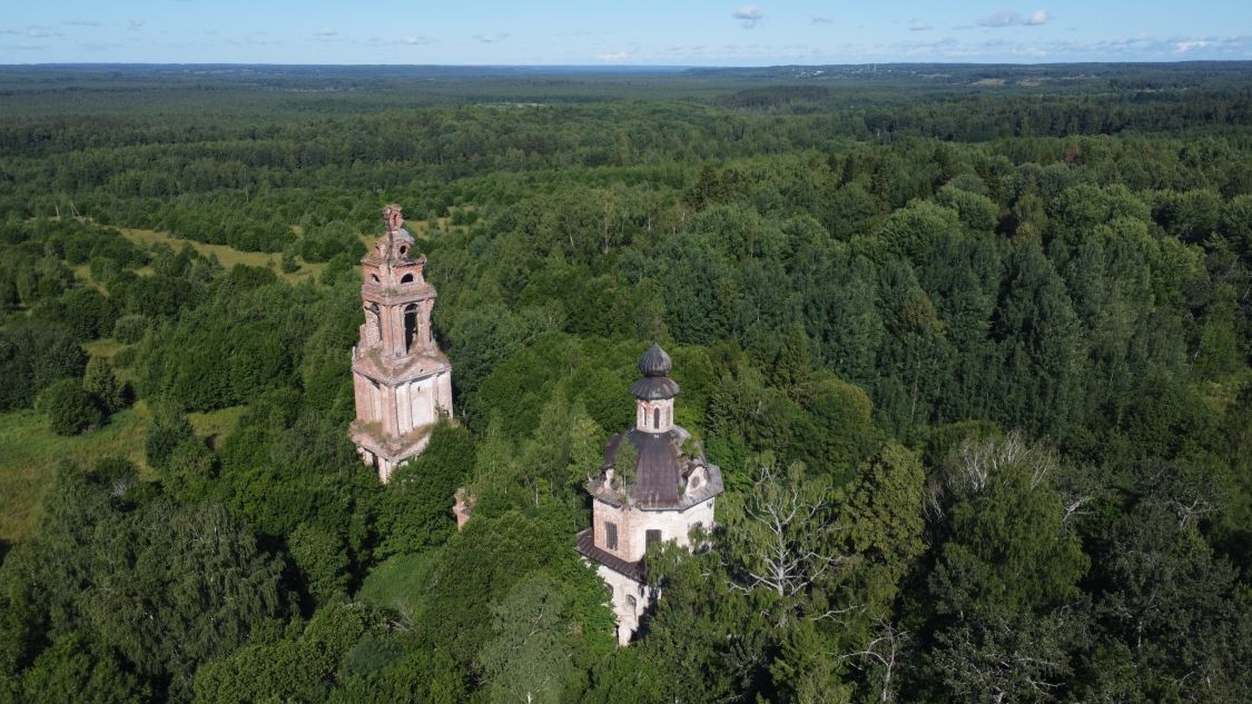 Церковь Спаса Нерукотворного Образа, Готовцево, урочище (Галичский район, Костромская область). общий вид в ландшафте